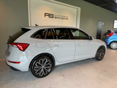 Škoda-Scala-4